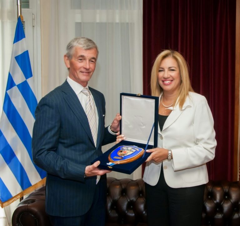 Συνάντηση ΑΝΥΕΘΑ Φώφης Γεννηματά με τον βοηθό Υπουργό Άμυνας των ΗΠΑ