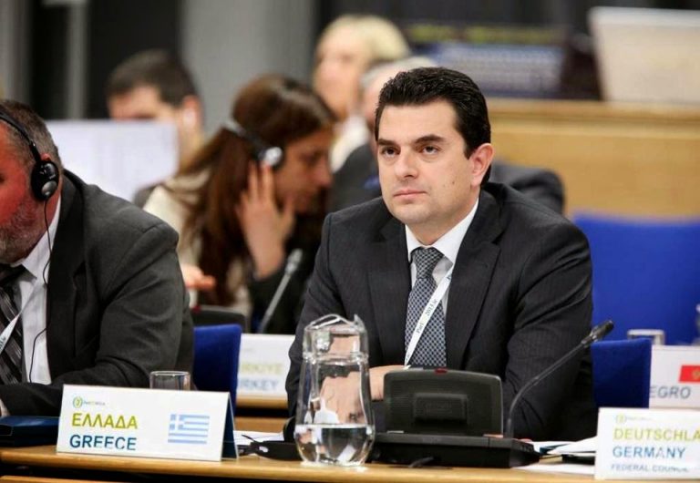 Κώστας Σκρέκας: «Απλούστευση διαδικασιών, για τις νέες επιχειρήσεις»