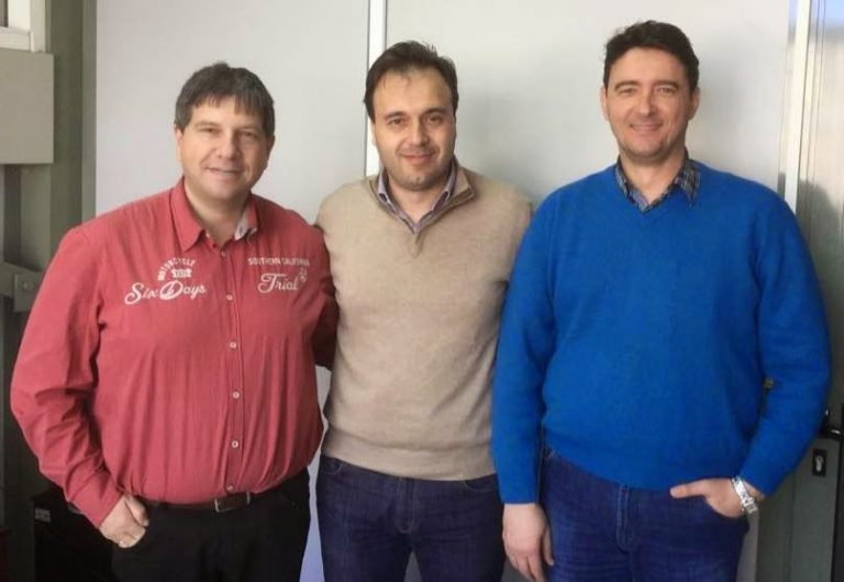 Θεσσαλοί της Ευρώπης: «Εκδήλωση για τον Βασίλη Τσιτσάνη στη Γερμανία»