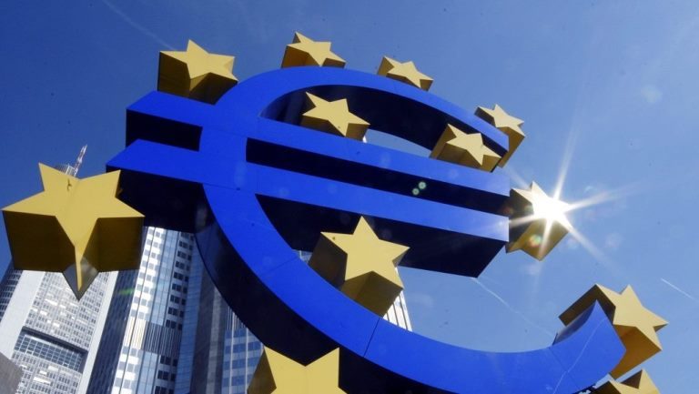 Οι 10 μήνες που θα αλλάξουν τη Ευρώπη και το ευρώ