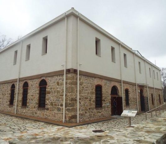 Το ωράριο για το Μουσείο Τσιτσάνη