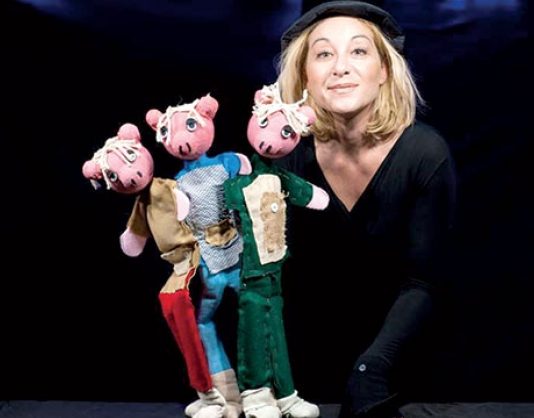 «Τα τρία γουρουνάκια» στο Μαξίμ στον Τύρναβο