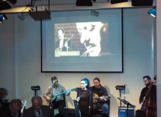 Κοσμοσυρροή και μελωδίες του Τσιτσάνη σε αφιέρωμα που διοργάνωσε το Μουσείο Τσιτσάνη